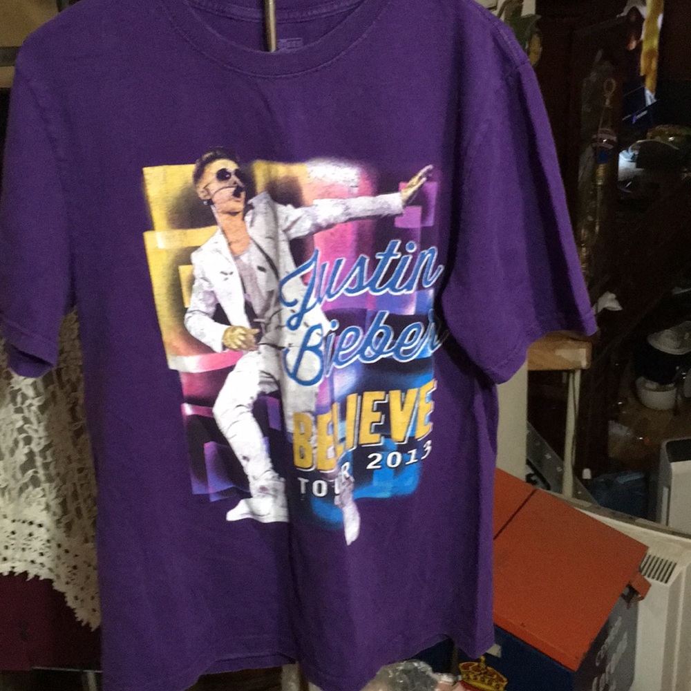 Justin Bieber 2013 tour shirt